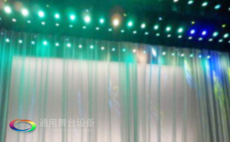 虛擬、朦朧的幻覺空間——舞臺紗幕