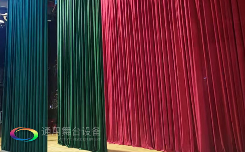 助力教育領域舞臺建設，推動校園文化發展！星海中學報告廳舞臺阻燃幕布建設項目